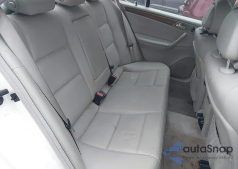 2007 Mercedes-Benz C 230 Sport из США, поврежденный, VIN WDBRF52H27F888553